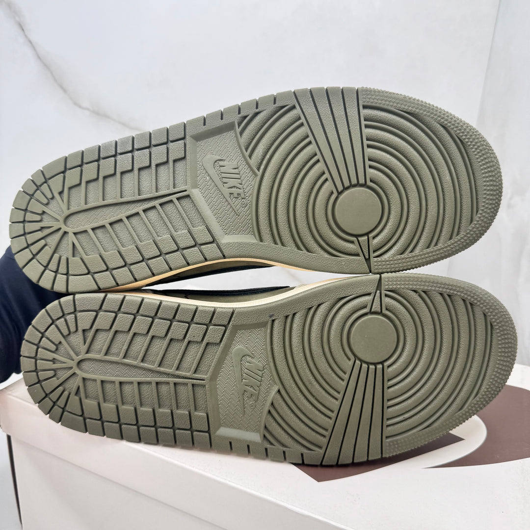 Jordan 1 Low Travis Scott Medium Olive 8UK
