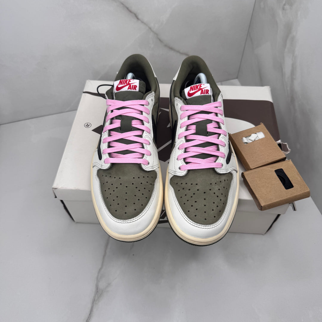 Jordan 1 Low Travis Scott Medium Olive 8.5UK