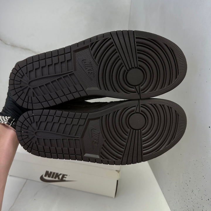 Jordan 1 Low Travis Scott Velvet 7UK