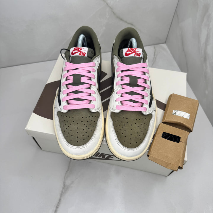Jordan 1 Low Travis Scott Medium Olive 7.5UK