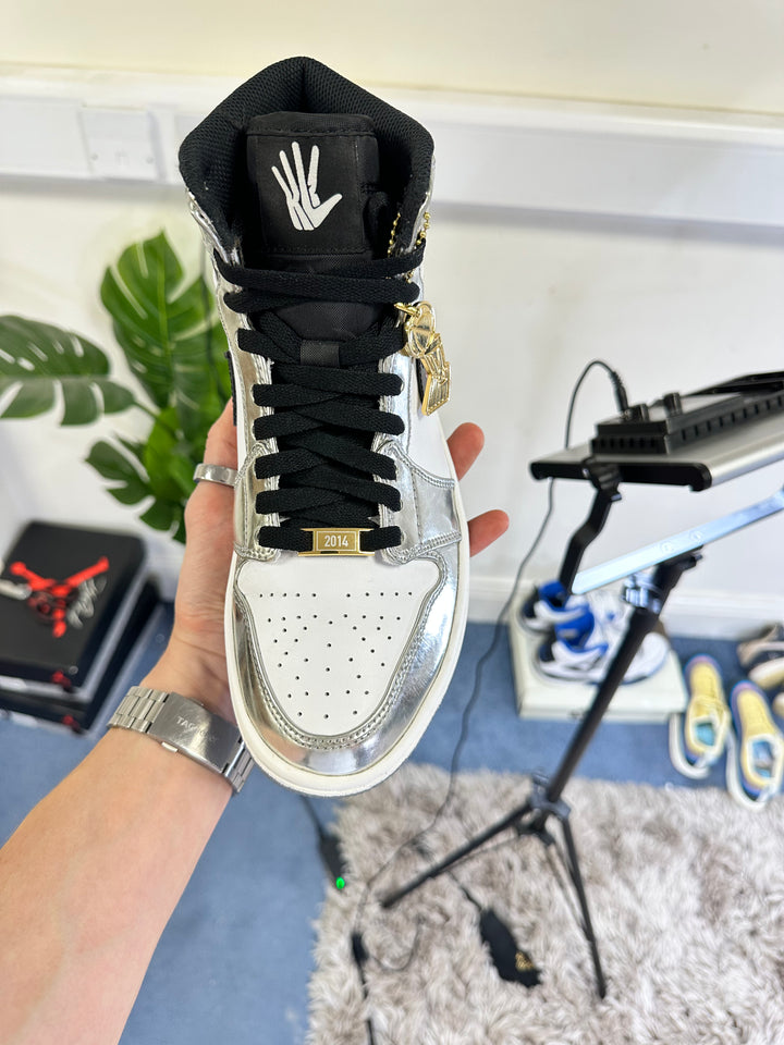 Jordan 1 High Pass the torch 6.5UK