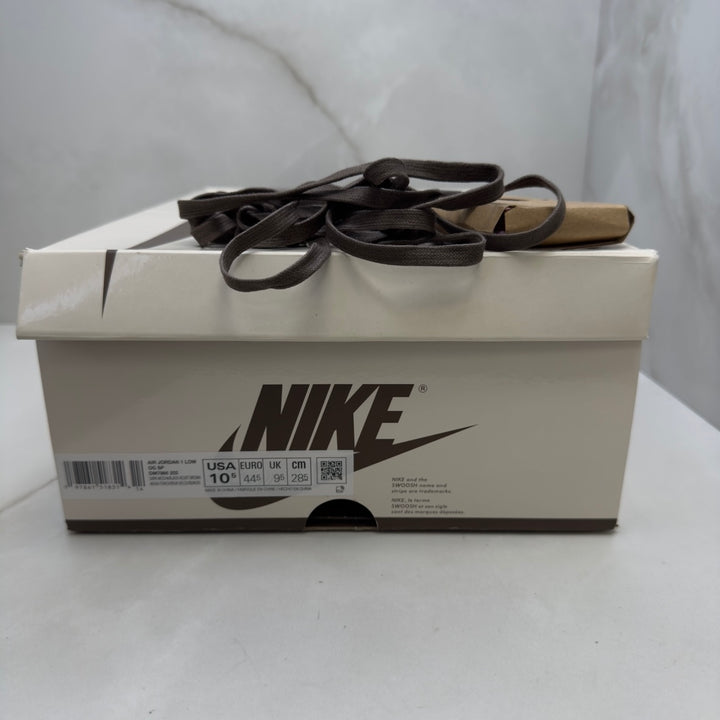 Jordan 1 Low Travis Scott Velvet 9.5UK