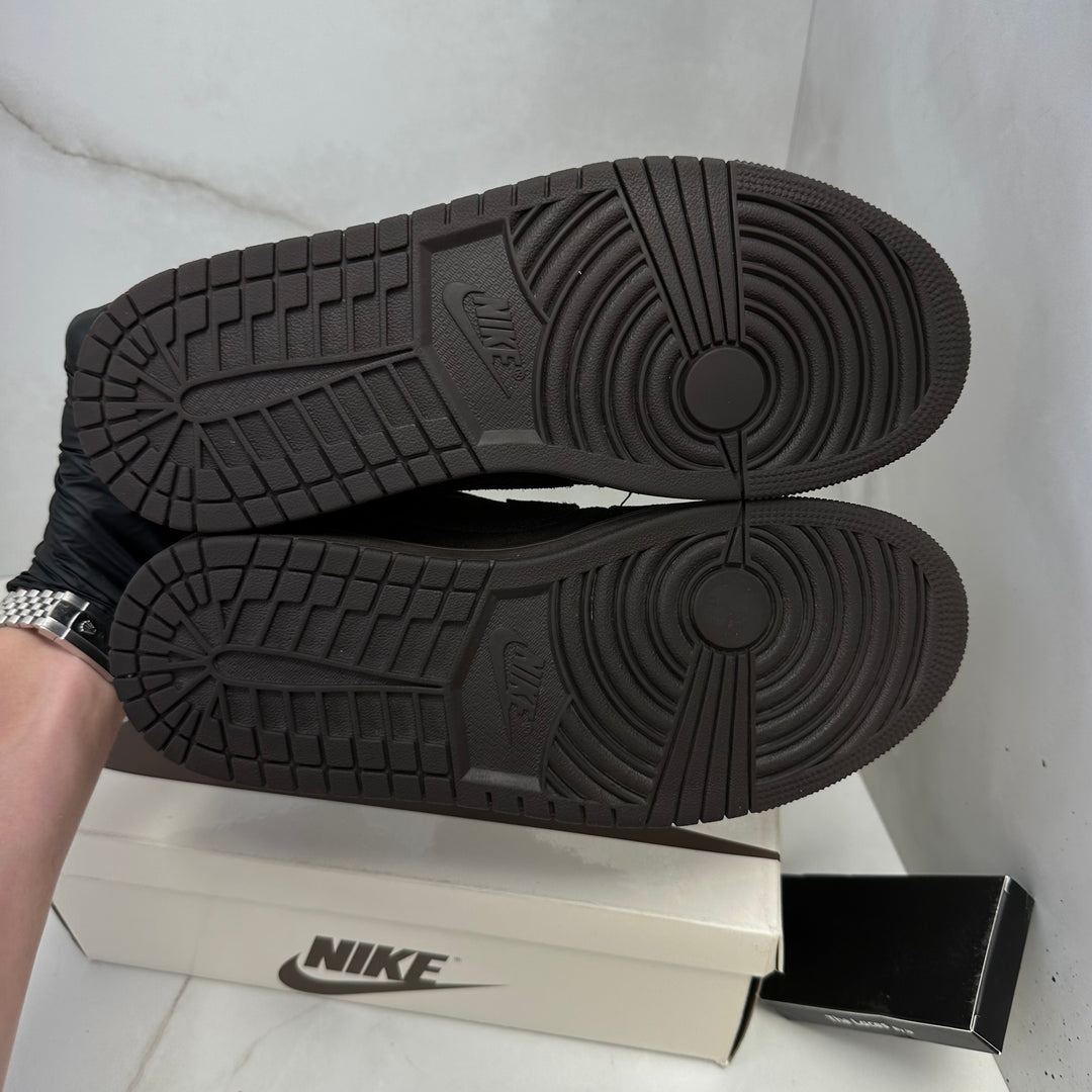 Jordan 1 Low Travis Scott Velvet 7.5UK