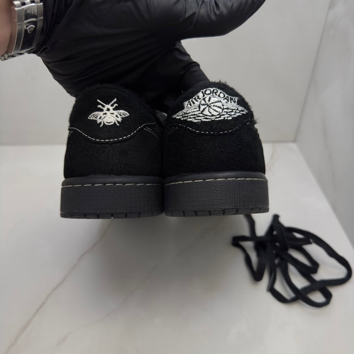 Jordan 1 Low Travis Scott Phantom 8UK