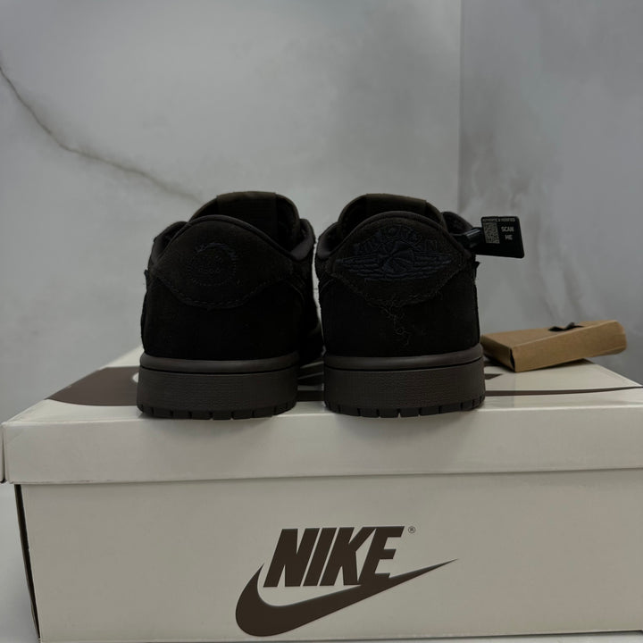 Jordan 1 Low Travis Scott Velvet 7.5UK