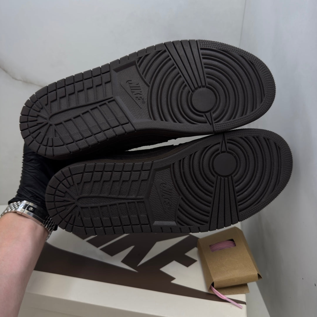 Jordan 1 Low Travis Scott Velvet 8UK