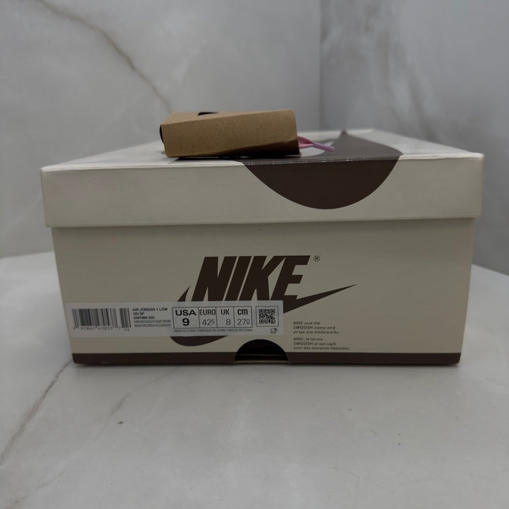 Jordan 1 Low Travis Scott Velvet 8UK