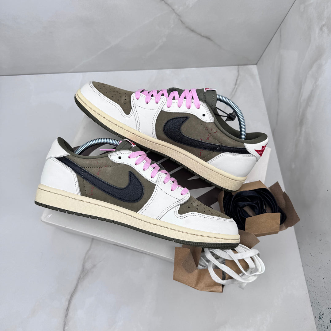 Jordan 1 Low Travis Scott Medium Olive 7.5UK