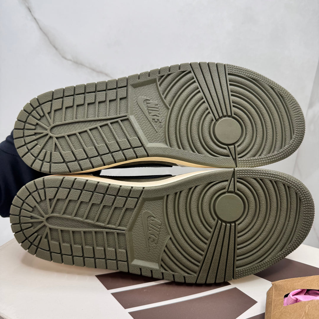 Jordan 1 Low Travis Scott Medium Olive 7.5UK