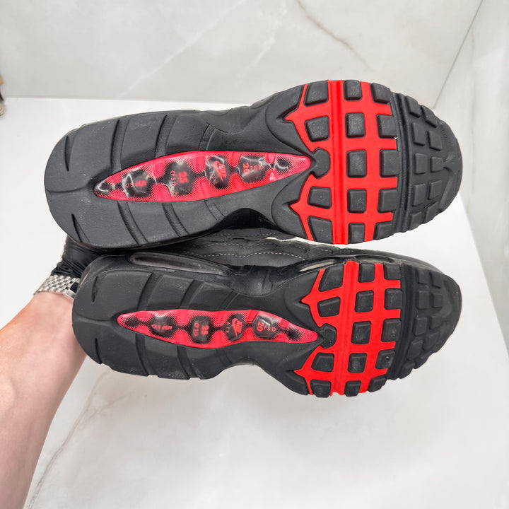 Nike Air Max 95 Solar Red 7.5UK