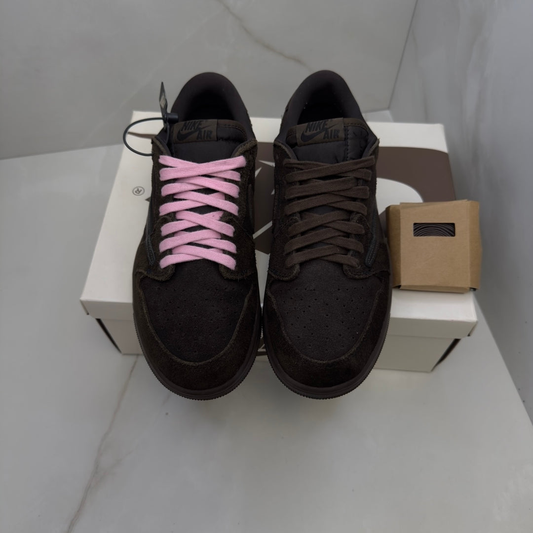 Jordan 1 Low Travis Scott Velvet 7UK