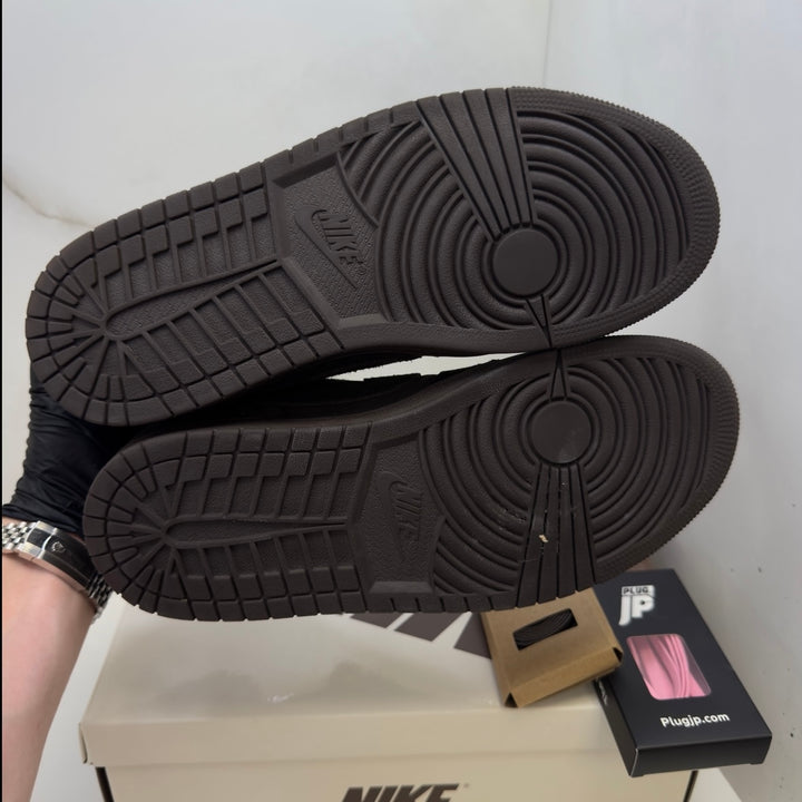 Jordan 1 Low Travis Scott Velvet 8UK