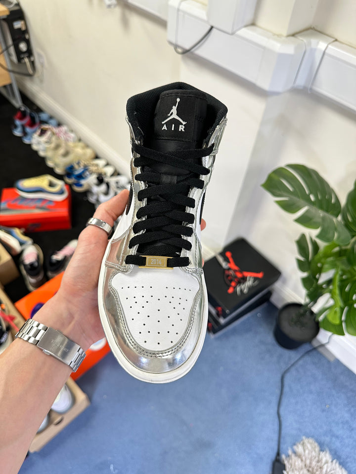 Jordan 1 High Pass the torch 6.5UK