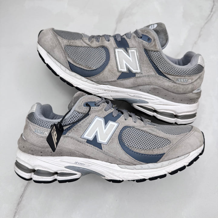 New Balance 2002R (Right foot 7UK) (Left foot 9.5UK)