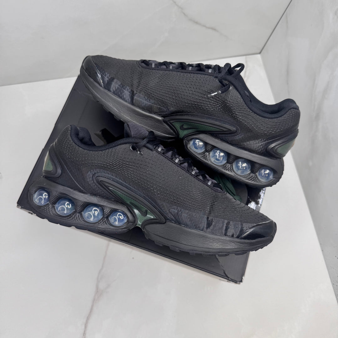 Nike DN Supreme Black 9.5UK