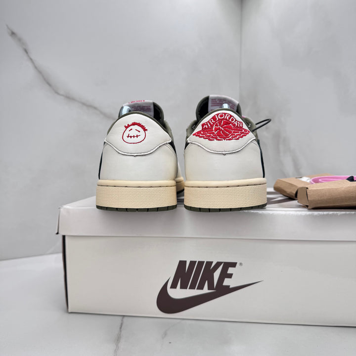 Jordan 1 Low Travis Scott Medium Olive 8UK