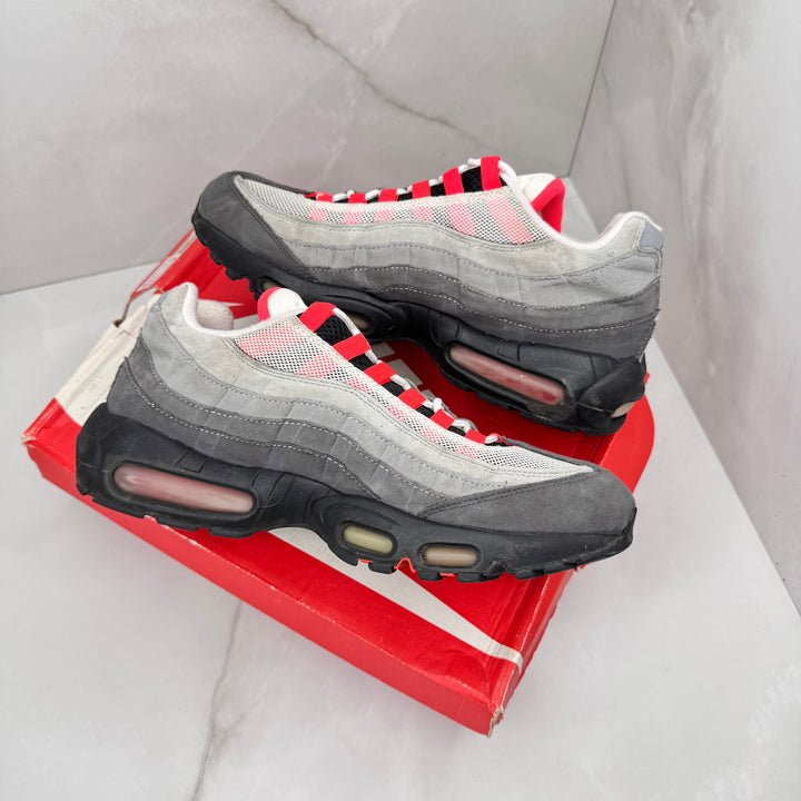Nike Air Max 95 Solar Red 9.5UK