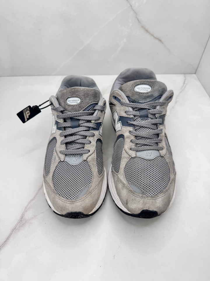 New Balance 2002R (Right foot 7UK) (Left foot 9.5UK)