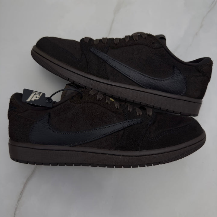 Jordan 1 Low Travis Scott Velvet 9.5UK