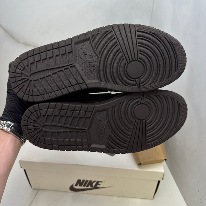 Jordan 1 Low Travis Scott Velvet 7UK