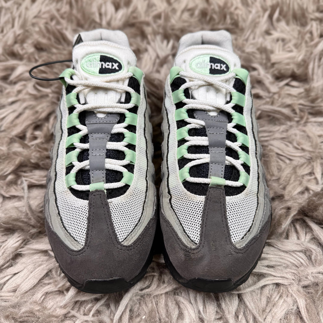 Nike air max 95 fresh mint 5.5UK