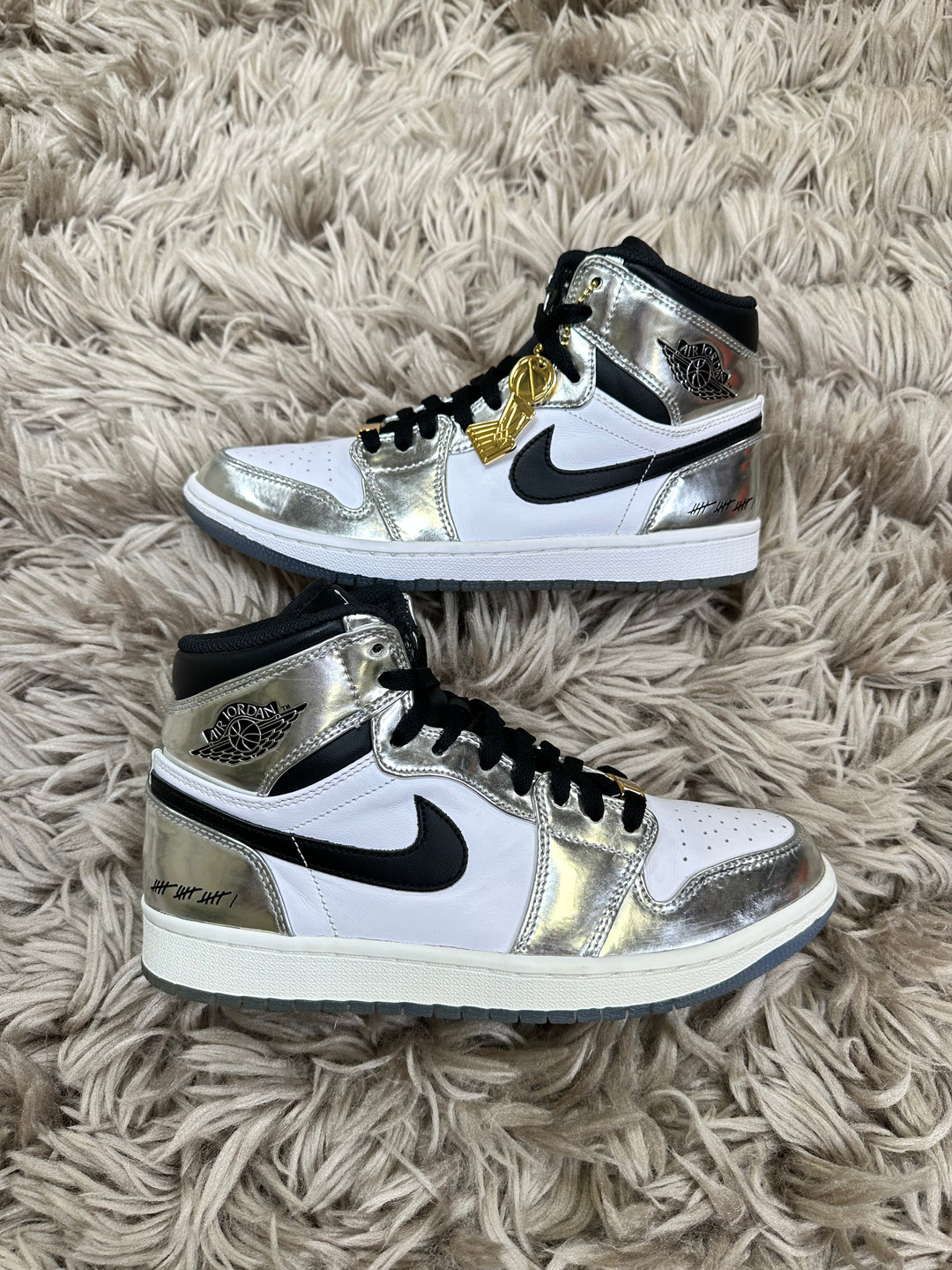 Jordan 1 High Pass the torch 6.5UK