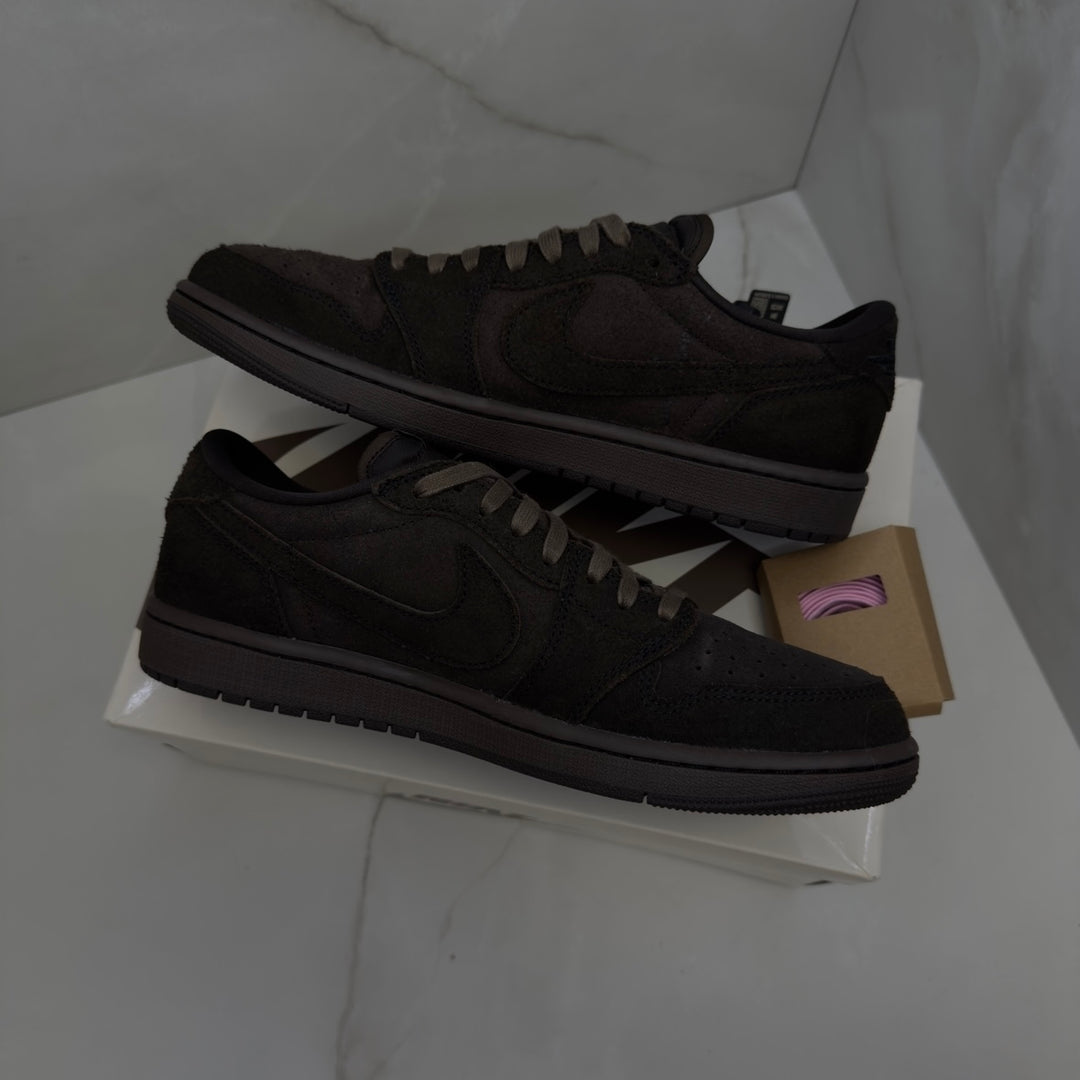 Jordan 1 Low Travis Scott Velvet 8UK