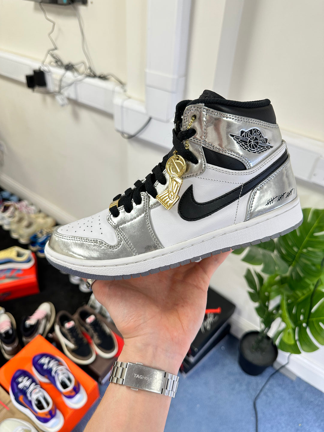 Jordan 1 High Pass the torch 6.5UK