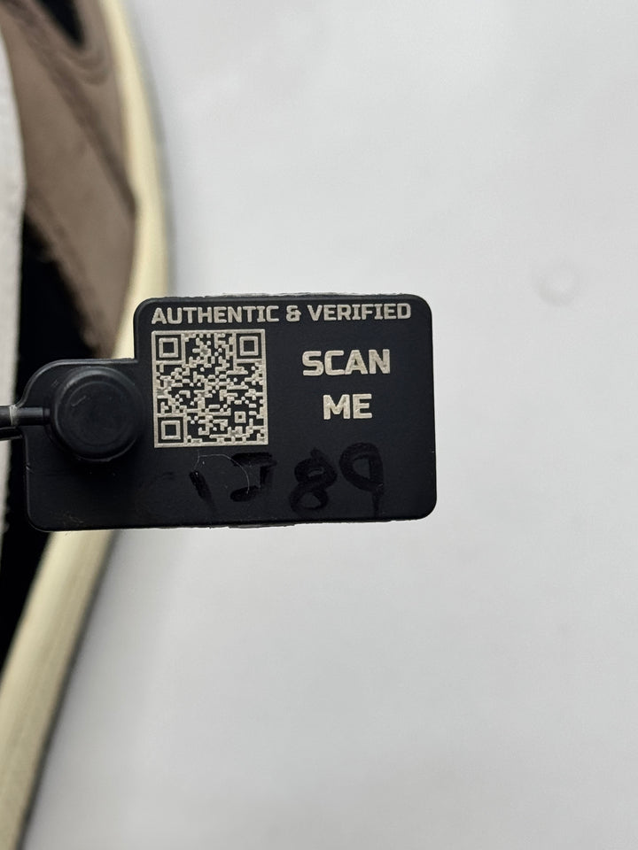 Jordan 1 Low Travis Scott OG Mocha 1.0 8.5UK