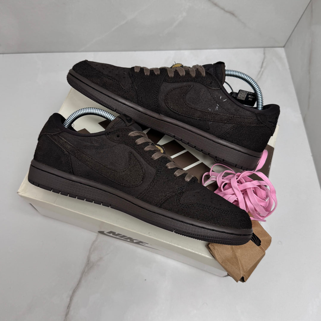 Jordan 1 Low Travis Scott Velvet 7UK