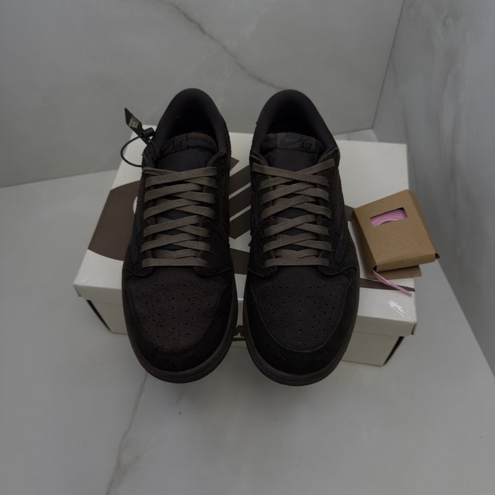 Jordan 1 Low Travis Scott Velvet 8UK