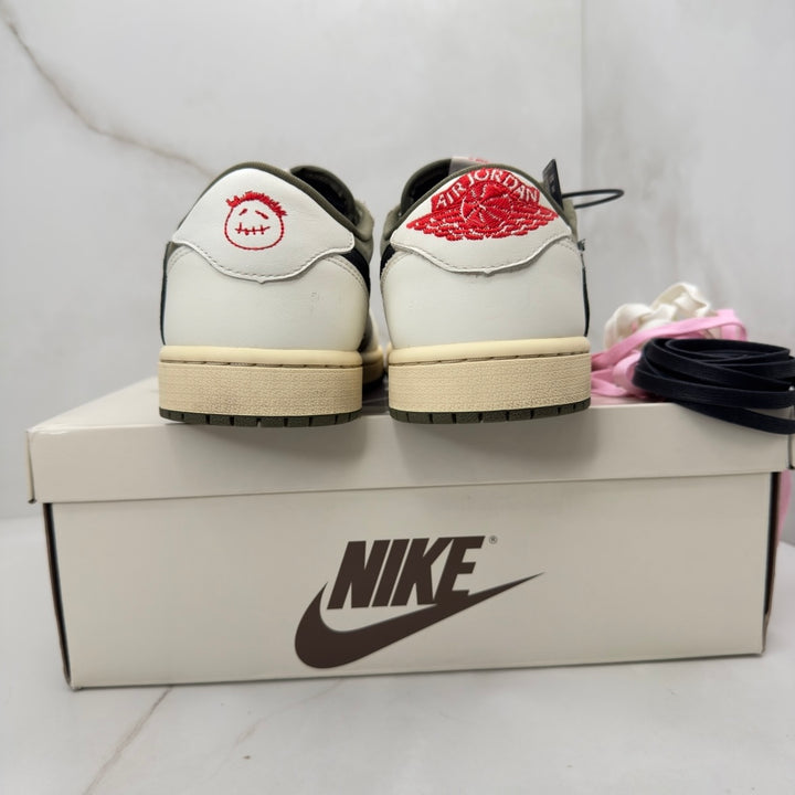 Jordan 1 Low Travis Scott Medium Olive 6.5UK