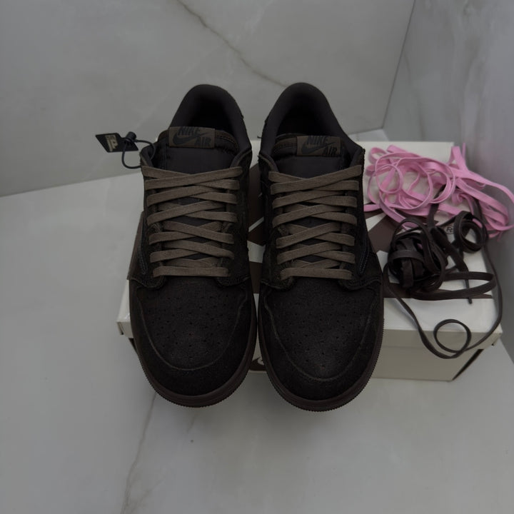 Jordan 1 Low Travis Scott Velvet 8UK