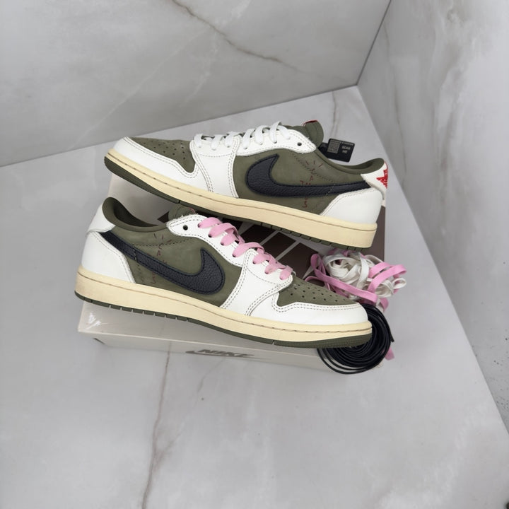 Jordan 1 Low Travis Scott Medium Olive 6.5UK