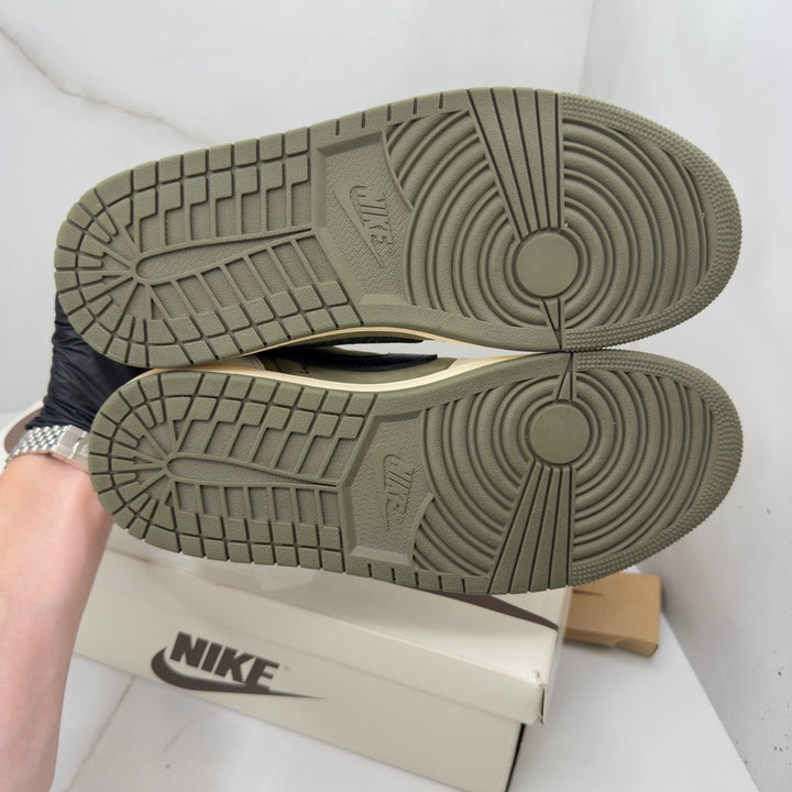 Jordan 1 Low Travis Scott Medium Olive 8.5UK