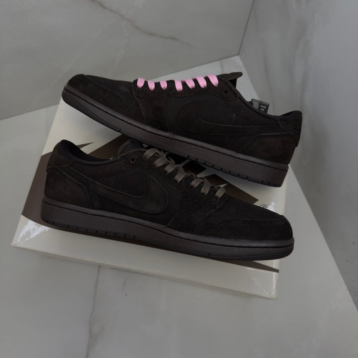 Jordan 1 Low Travis Scott Velvet 9.5UK