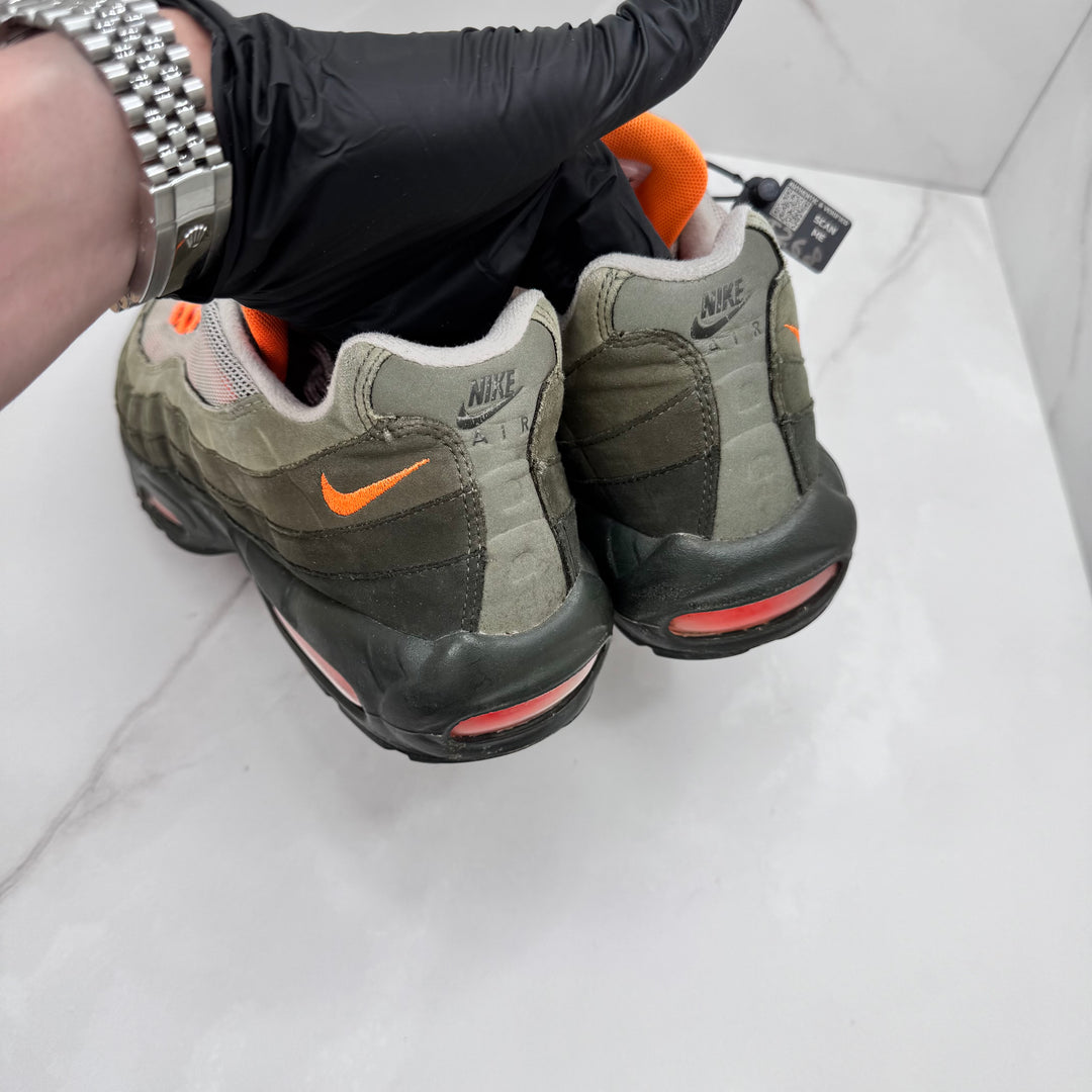 Nike Air Max 95 Olive 8.5UK