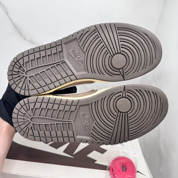 Jordan 1 Low Travis Scott Reverse Mocha 6UK