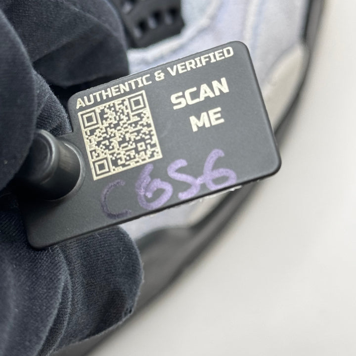 Jordan 4 Uni Blue 7UK