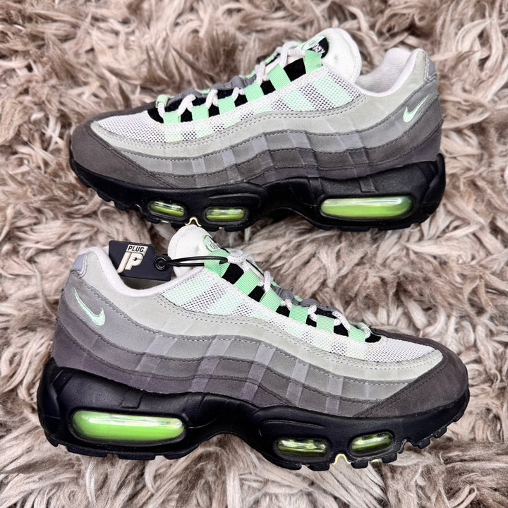 Nike air max 95 fresh mint 5.5UK