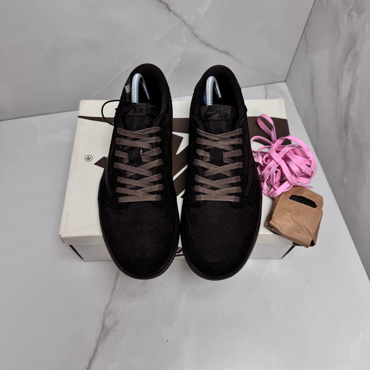 Jordan 1 Low Travis Scott Velvet 7UK
