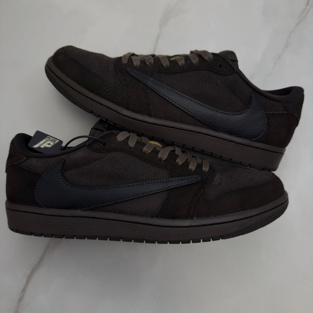 Jordan 1 Low Travis Scott Velvet 9.5UK