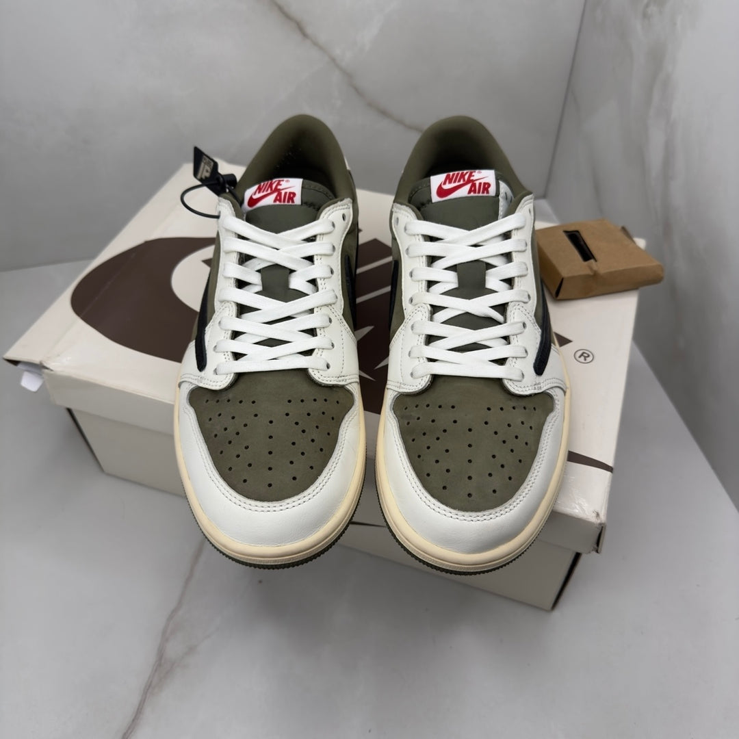 Jordan 1 Low Travis Scott Medium Olive 8.5UK