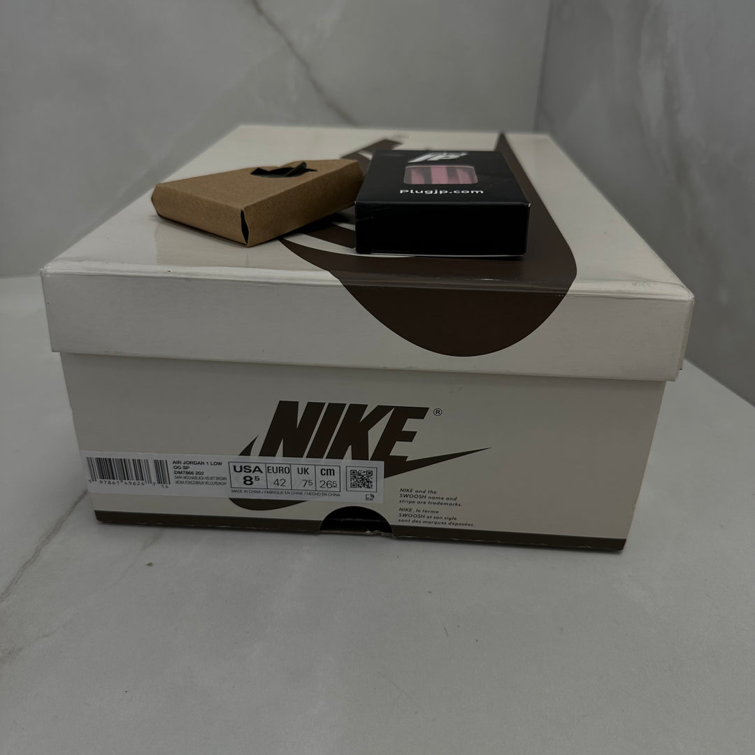 Jordan 1 Low Travis Scott Velvet 7.5UK