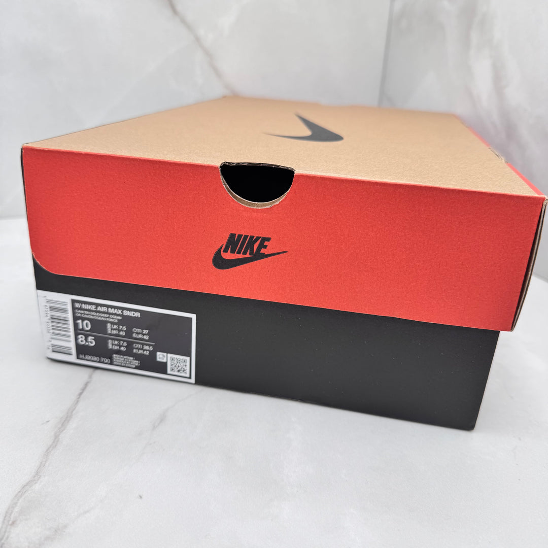 Nike Air Max Sunder Canyon 7.5UK