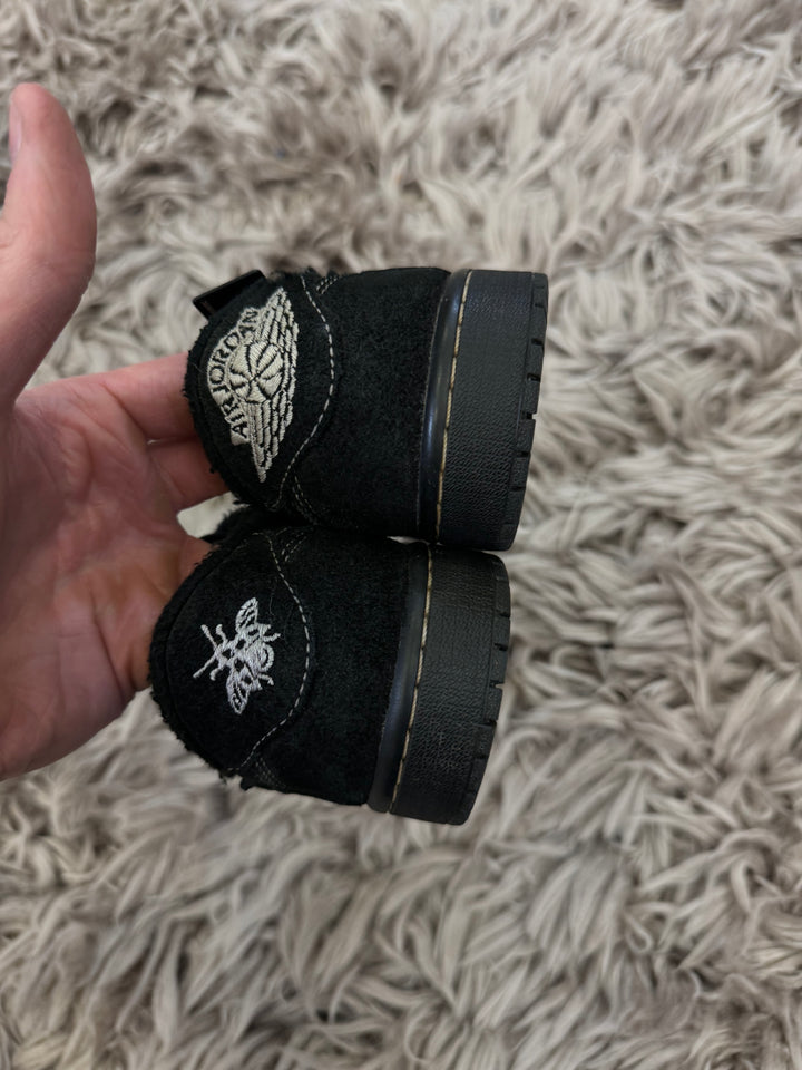 Jordan 1 Low Travis Scott Phantom 4.5UK