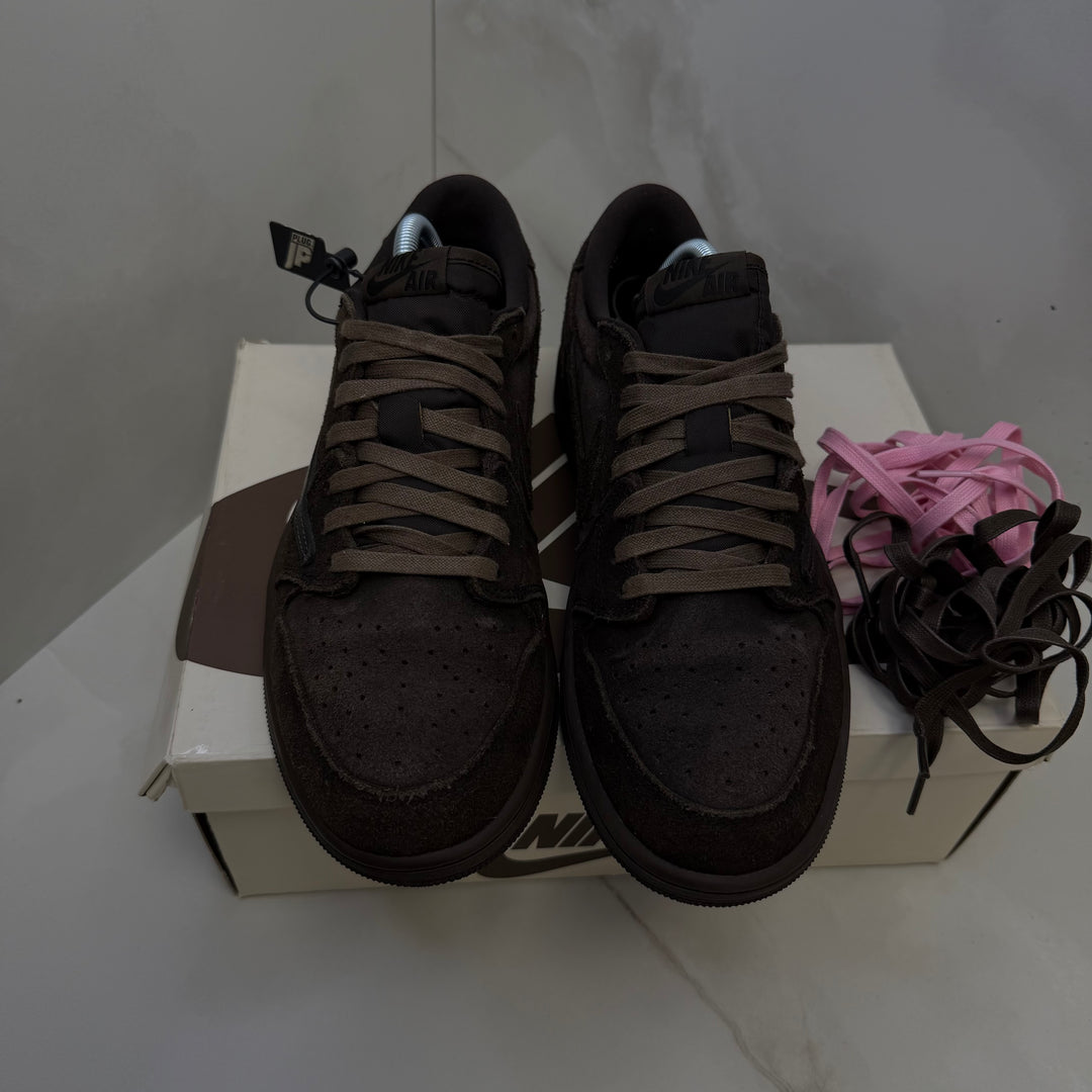 Jordan 1 Low Travis Scott Velvet Brown 8UK (2471)