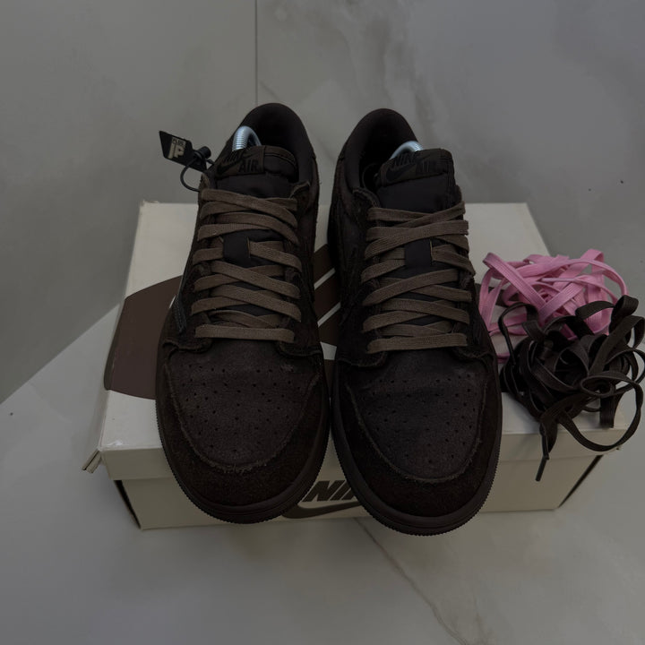 Jordan 1 Low Travis Scott Velvet Brown 8UK (2471)