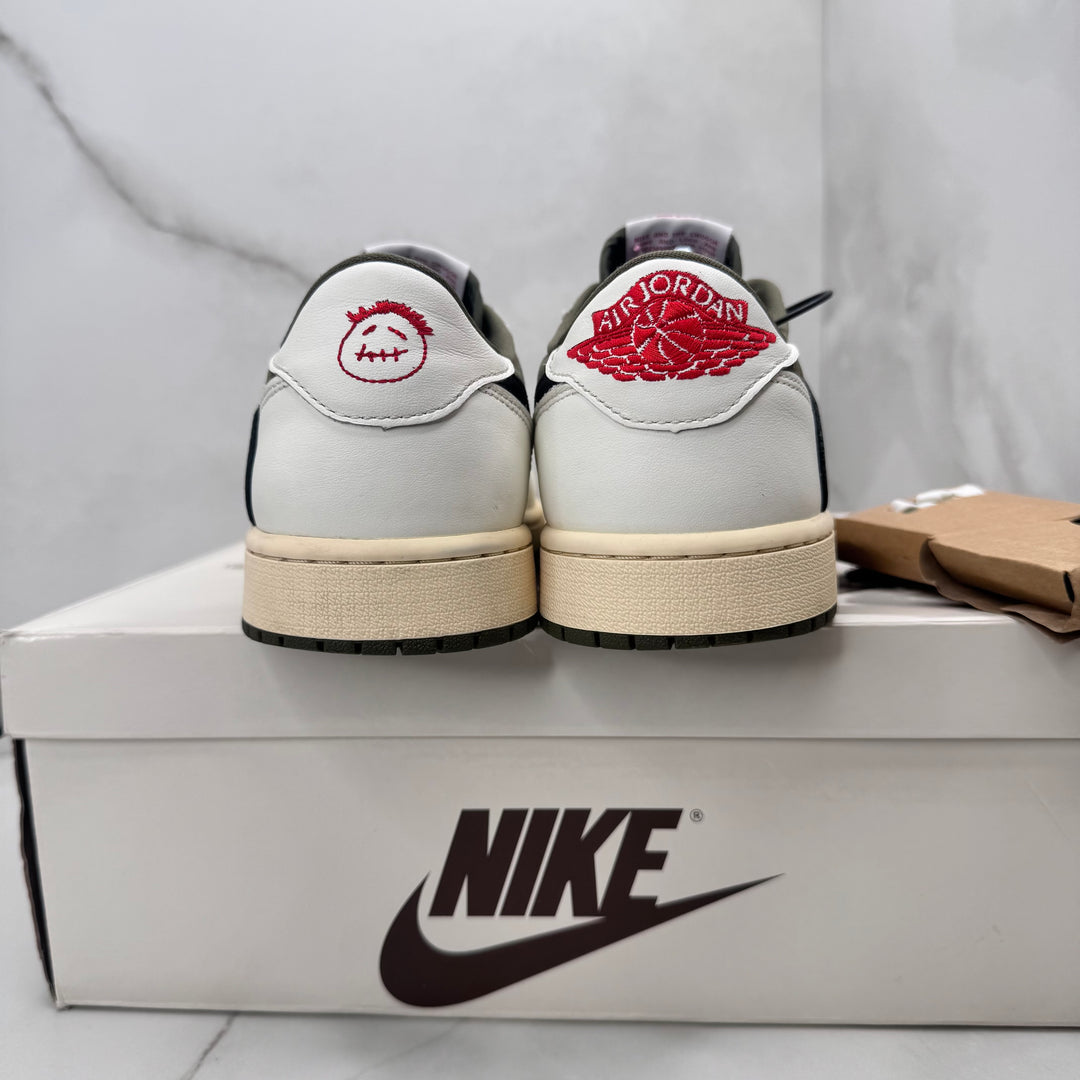 Jordan 1 Low Travis Scott Medium Olive 8.5UK