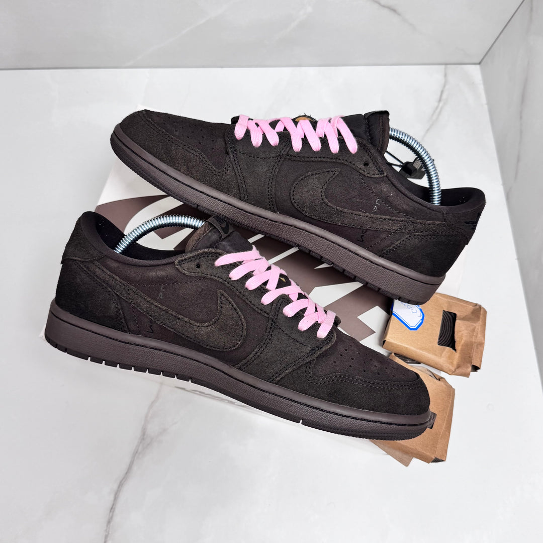 Jordan 1 Low Travis Scott Velvet 7.5UK